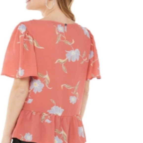 Apt. 9 XXL Girly Romantic Spring floral peplum short sleeve top - Picture 3 of 9